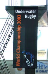Рекламный плакат VII Чемпионата Мира по подводному регби 2003 года.